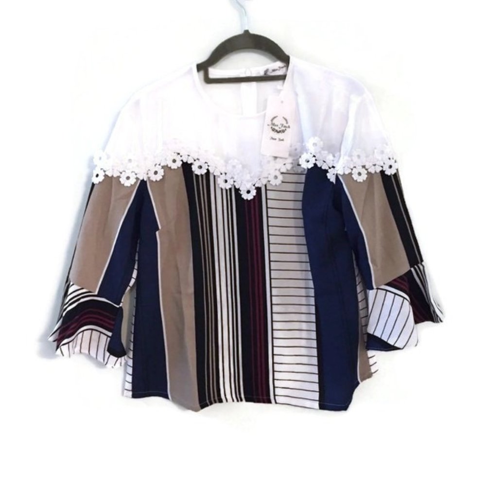 MISS FINCH Striped lace quarter bell sleeve blouse